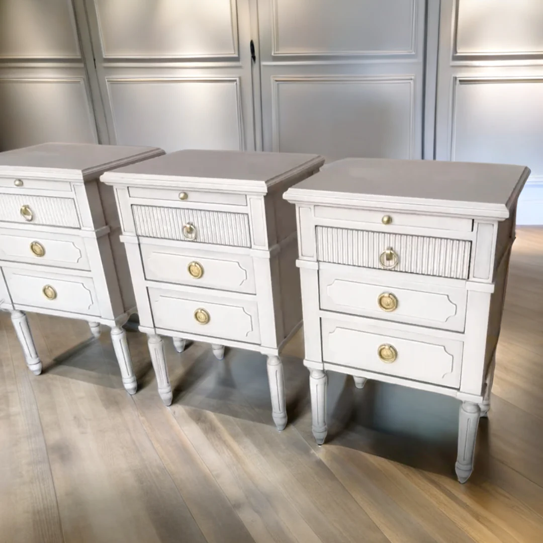 The Amandine Night Table - Image 3